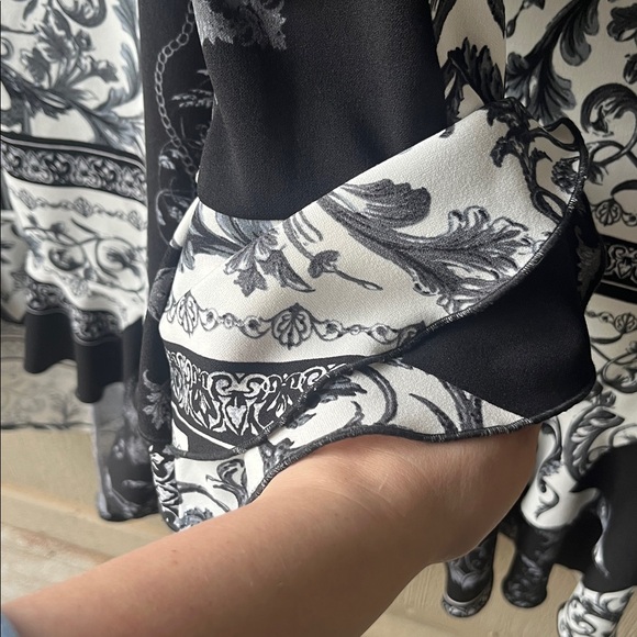 Custom Made Outfit Set - Picture 2 of 3